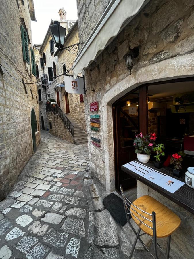 Puerta Hotel Kotor Exterior foto